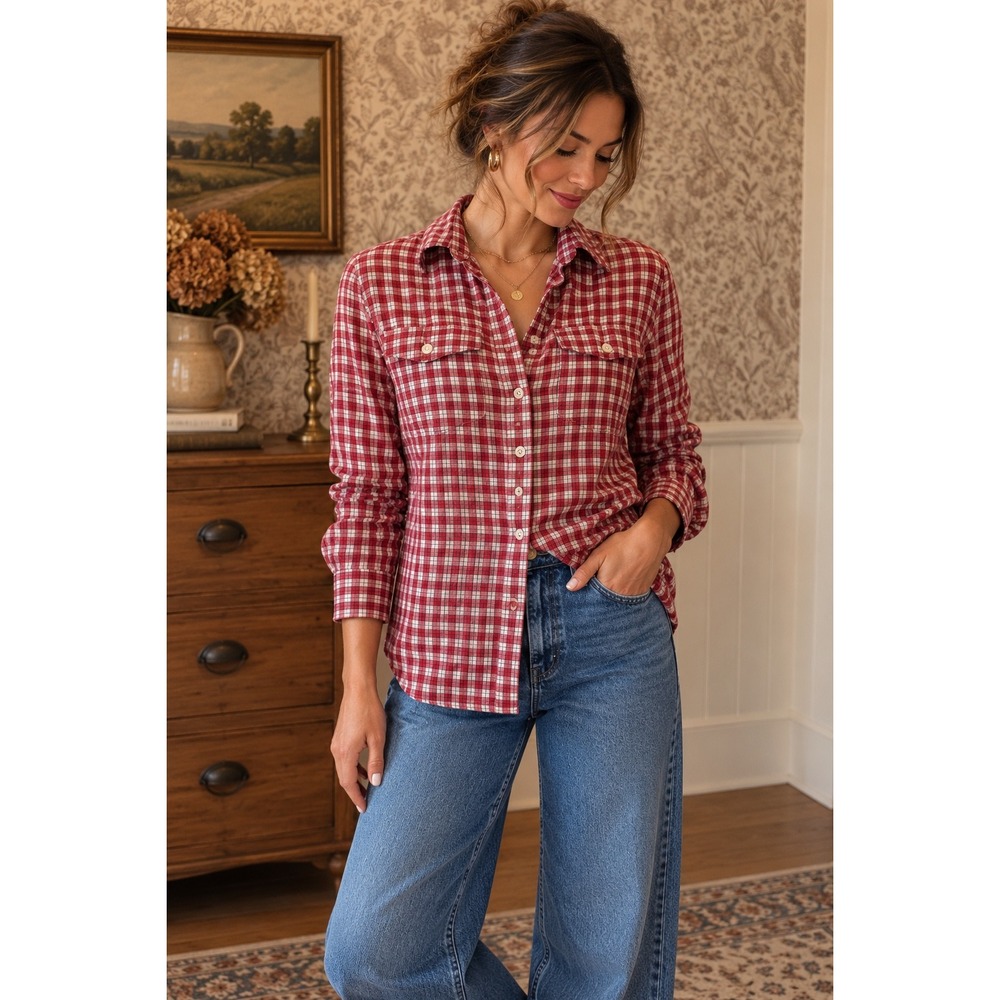 Banana Republic Red Plaid Cotton Button-Up Shirt – XS